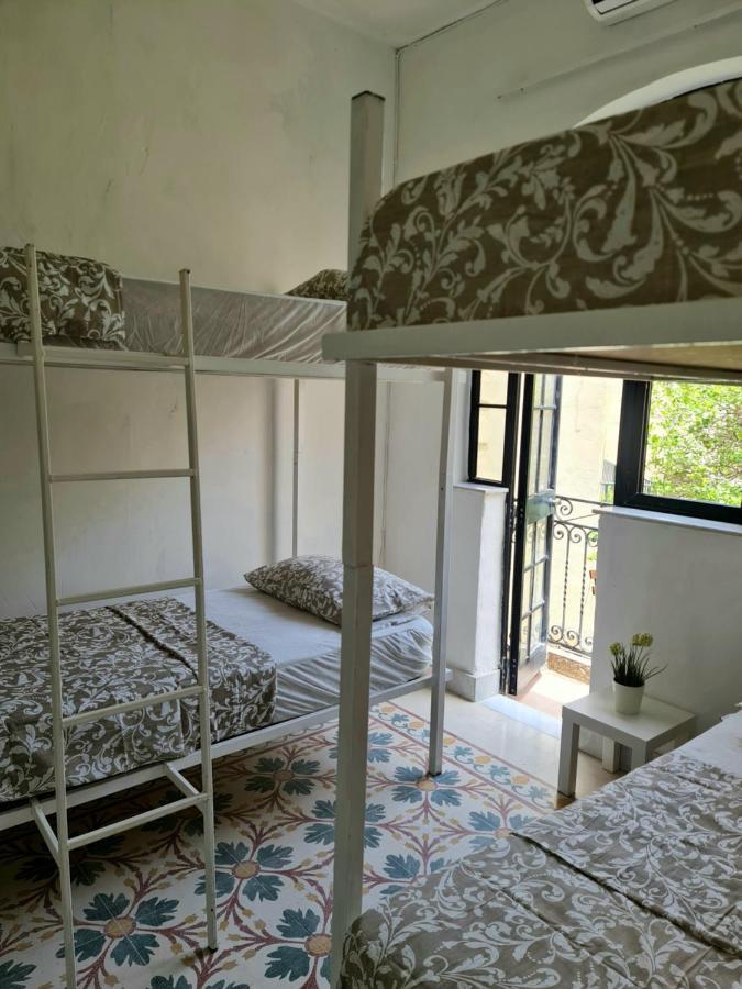 Hostel On *